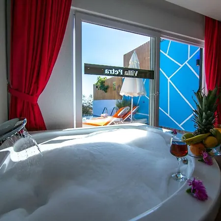 Hotel Petra 4*