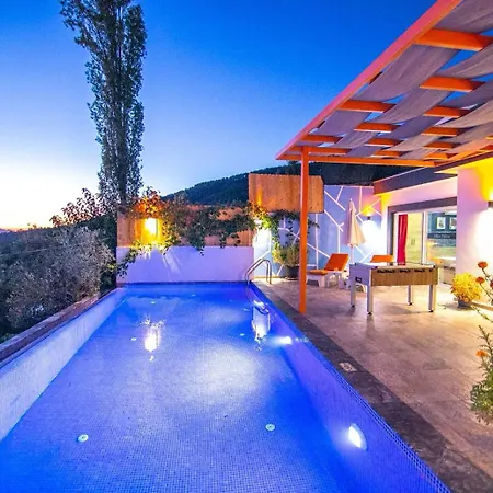 Petra Hotel 4*